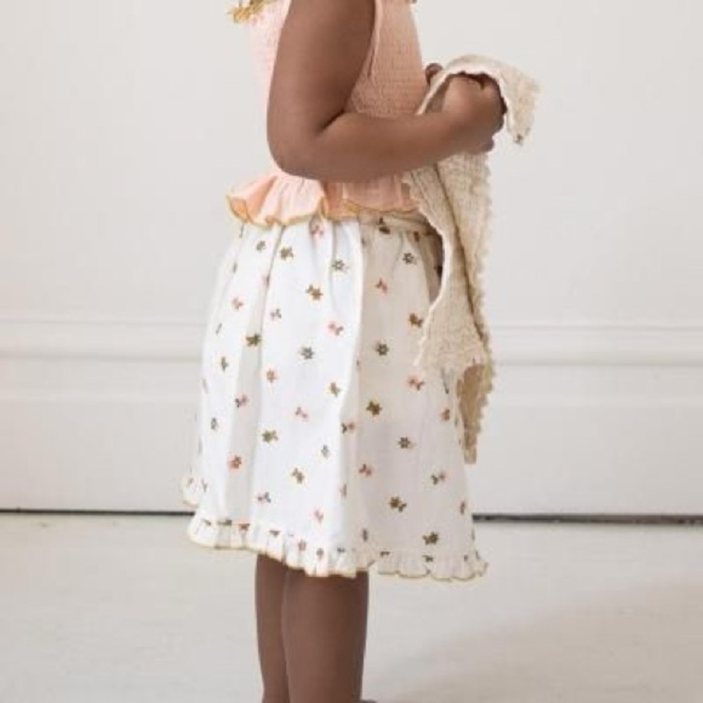 Fin & Vince Embroidered Floral skirt 4/5t